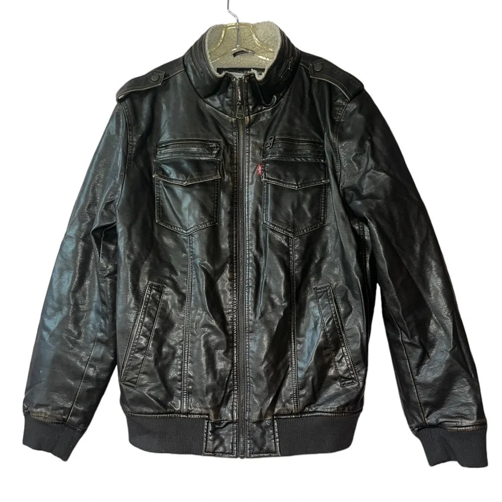 Levi’s jacket size medium men